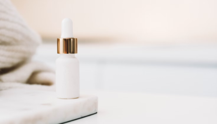 O que fazer em caso de vazamento em cosméticos?